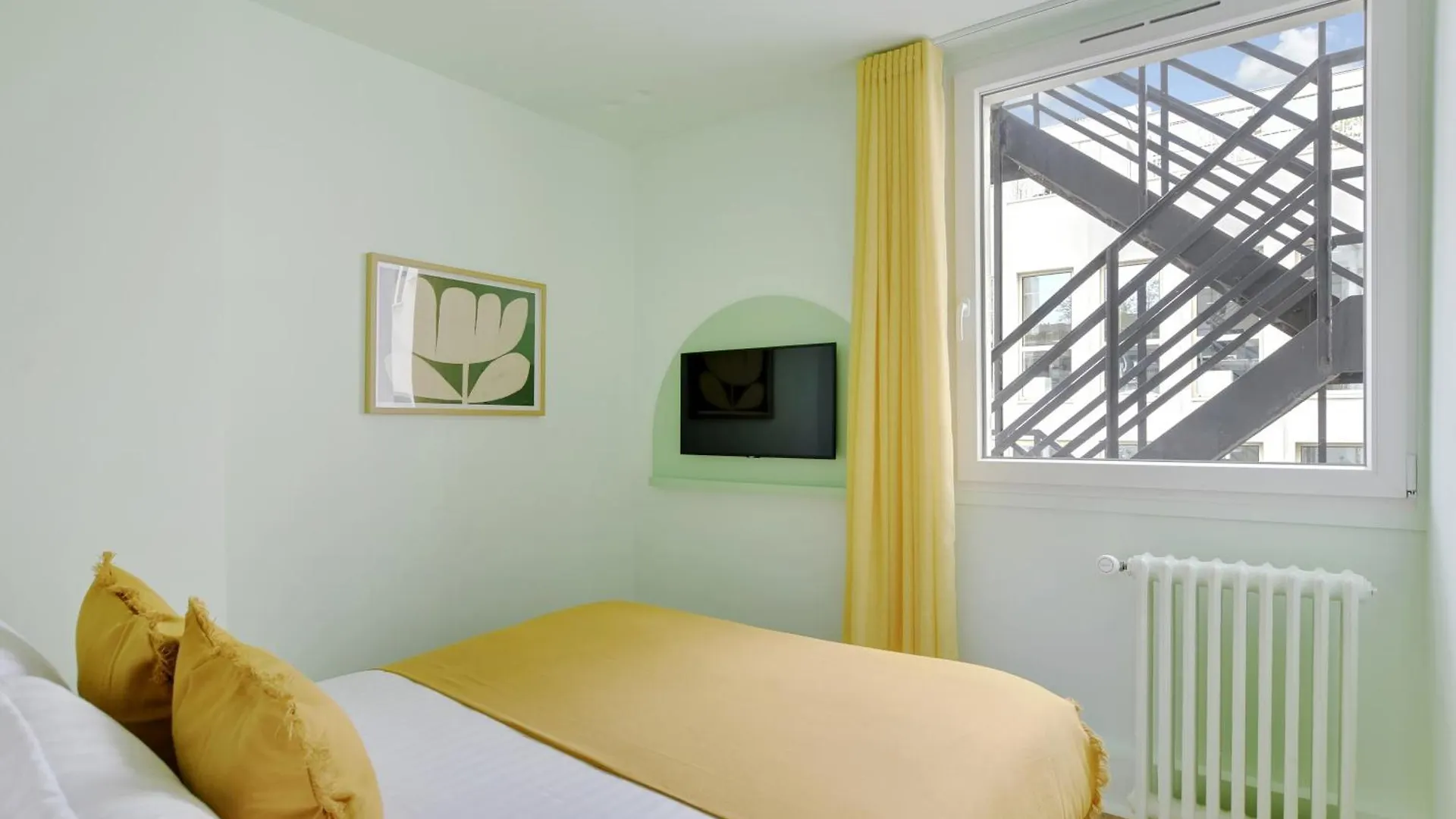Paris Home Collection - Serviced Apartments Champs-Elysees - Rue De Ponthieu