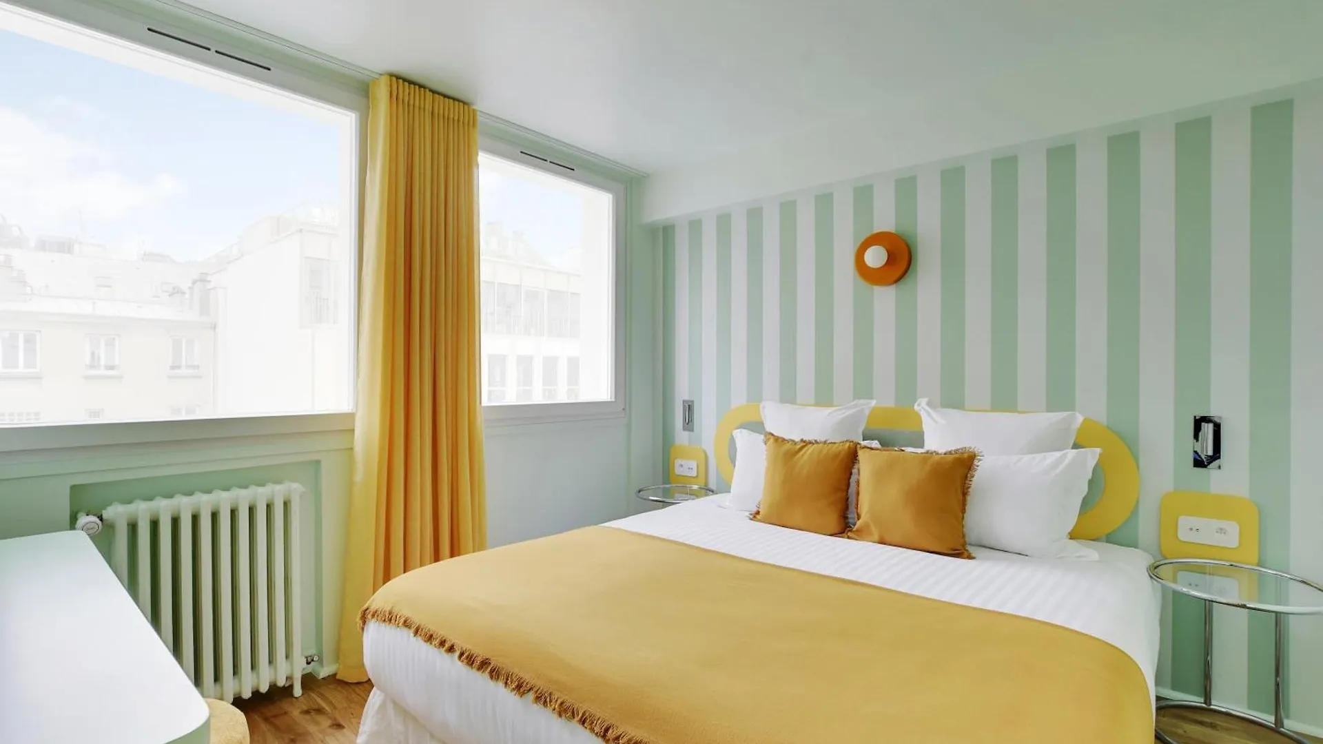 Paris Home Collection - Serviced Apartments Champs-Elysees - Rue De Ponthieu 0*,  France