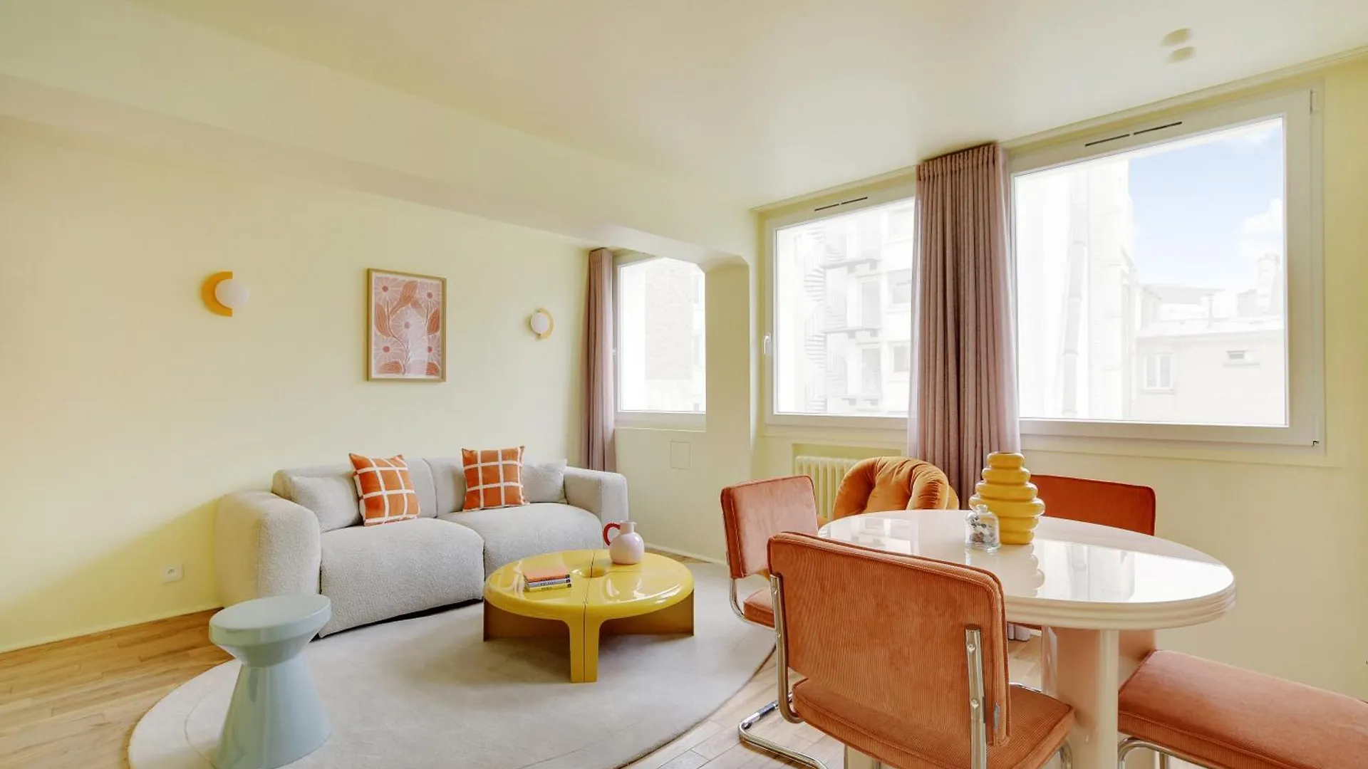 Paris Home Collection - Serviced Apartments Champs-Elysees - Rue De Ponthieu France