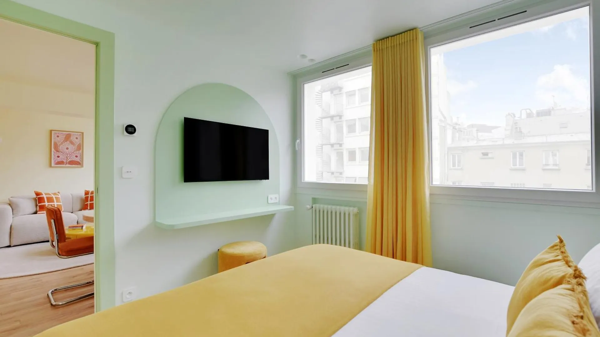 Paris Home Collection - Serviced Apartments Champs-Elysees - Rue De Ponthieu