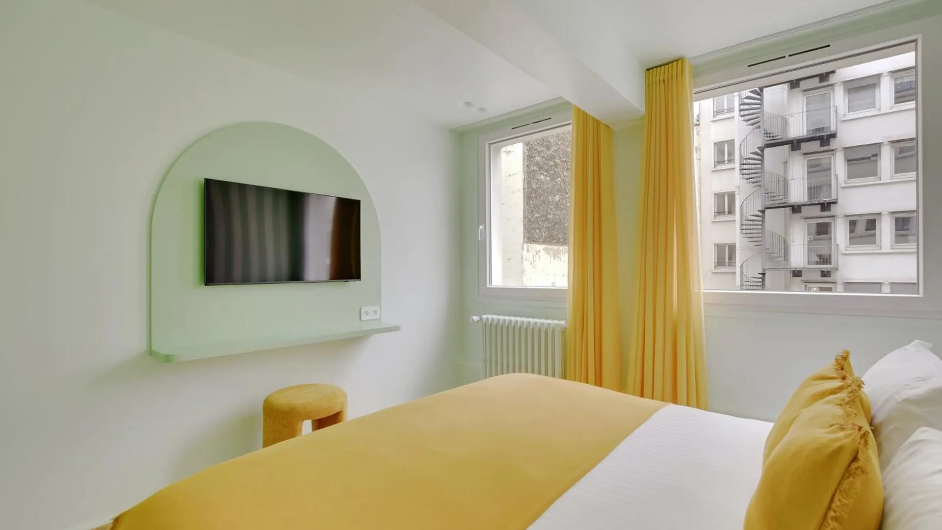 Paris Home Collection - Serviced Apartments Champs-Elysees - Rue De Ponthieu