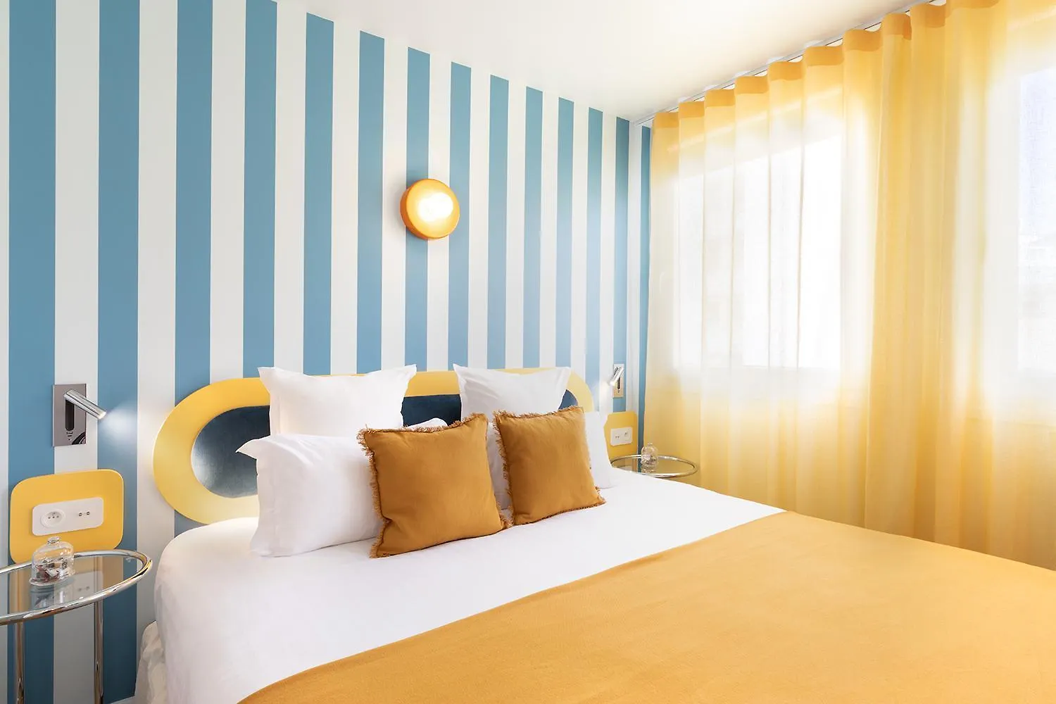 Paris Home Collection - Serviced Apartments Champs-Elysees - Rue De Ponthieu