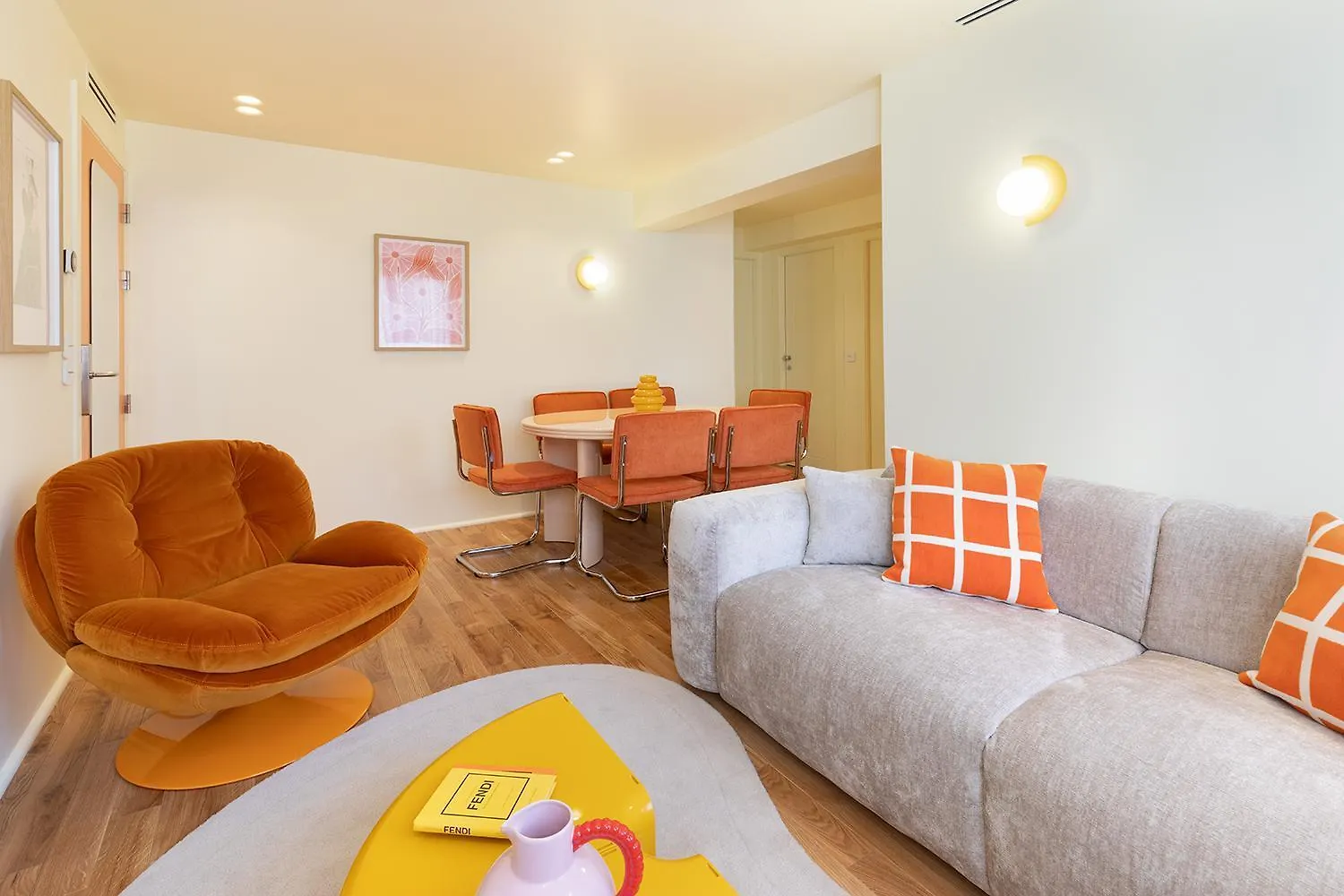 Paris Home Collection - Serviced Apartments Champs-Elysees - Rue De Ponthieu