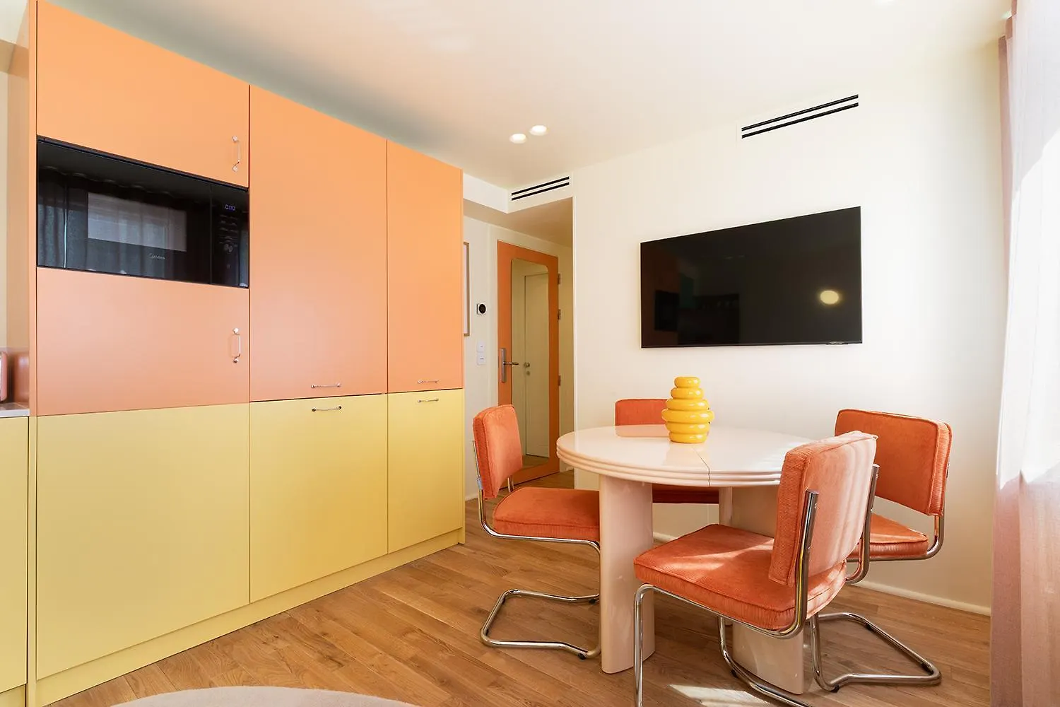 Paris Home Collection - Serviced Apartments Champs-Elysees - Rue De Ponthieu