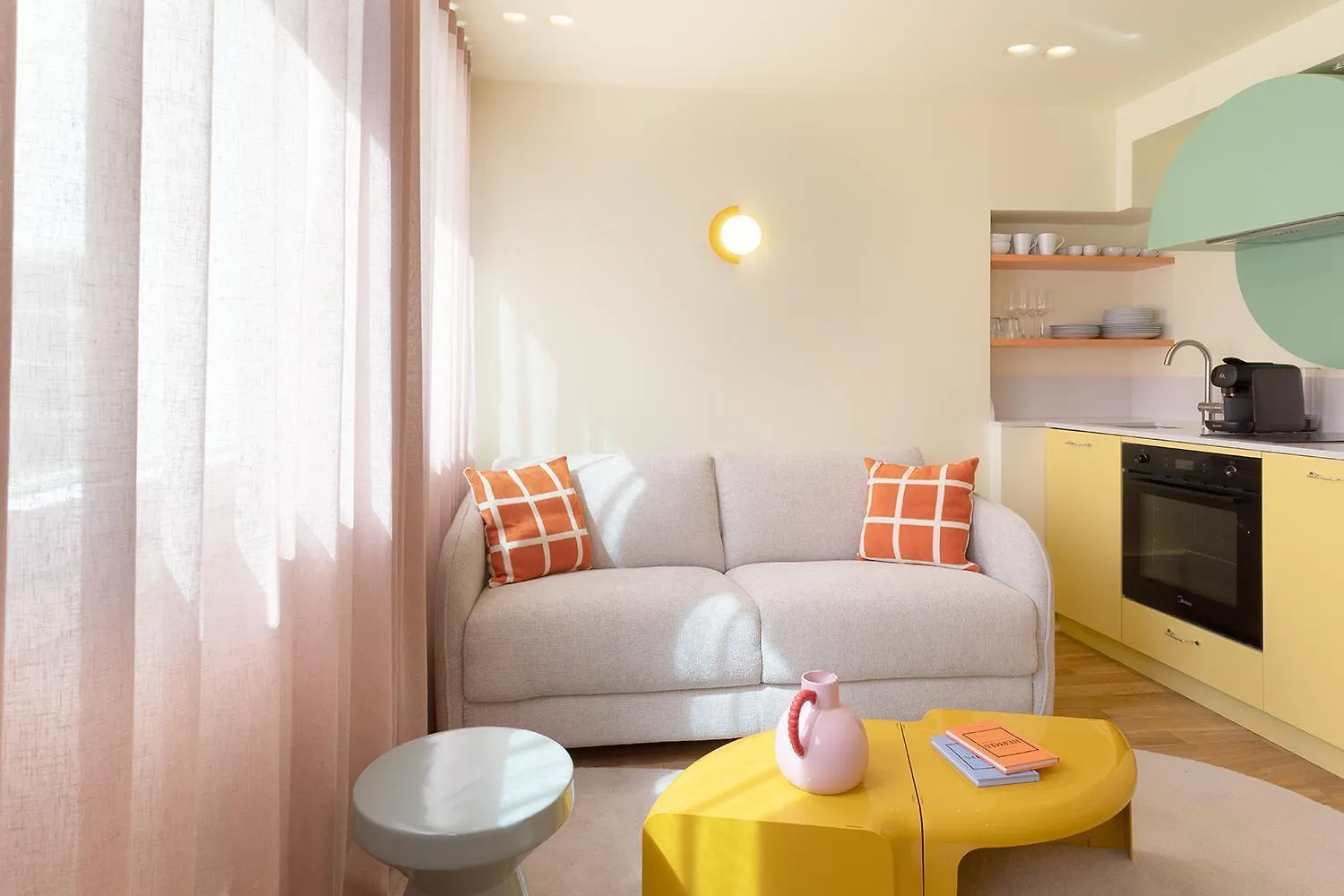 Paris Home Collection - Serviced Apartments Champs-Elysees - Rue De Ponthieu