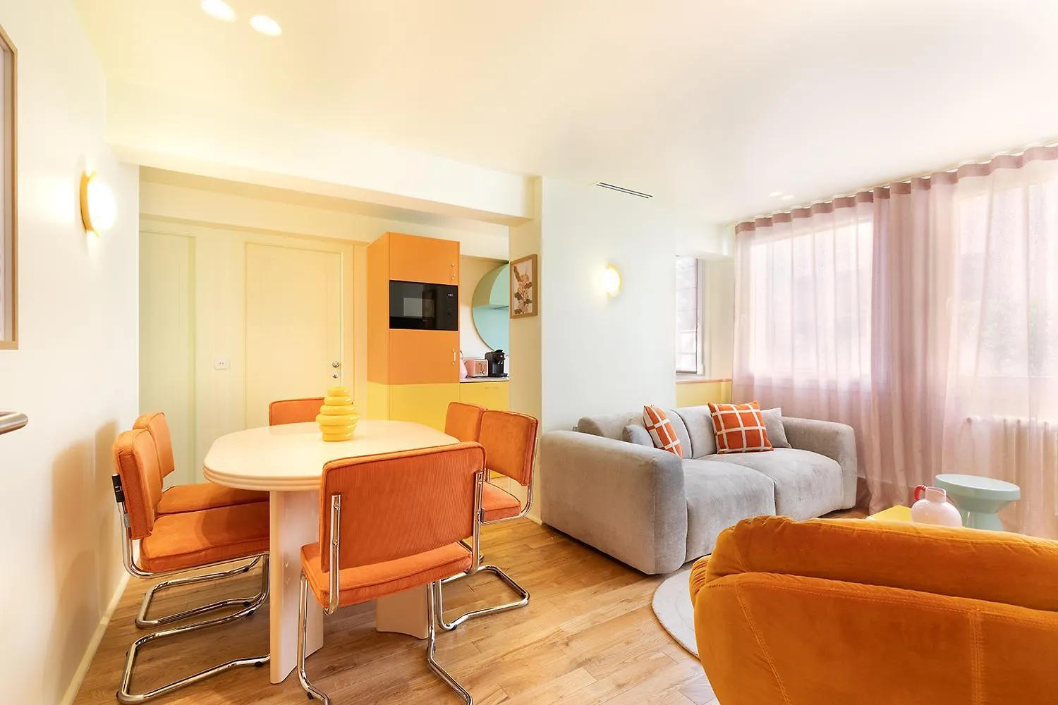 Paris Home Collection - Serviced Apartments Champs-Elysees - Rue De Ponthieu
