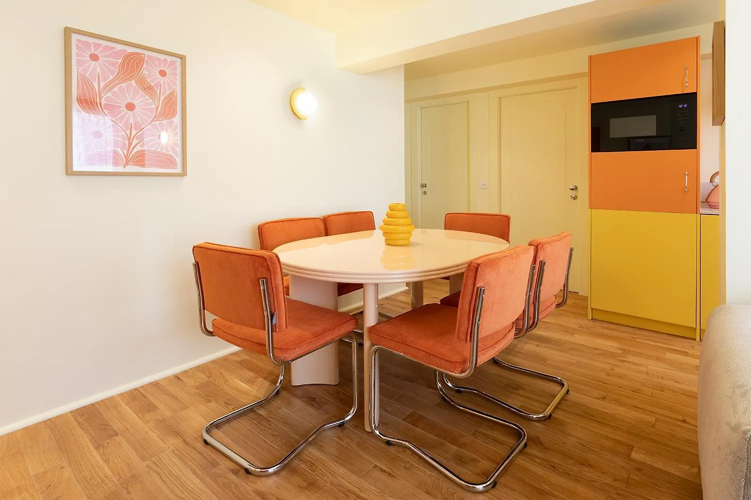 Paris Home Collection - Serviced Apartments Champs-Elysees - Rue De Ponthieu