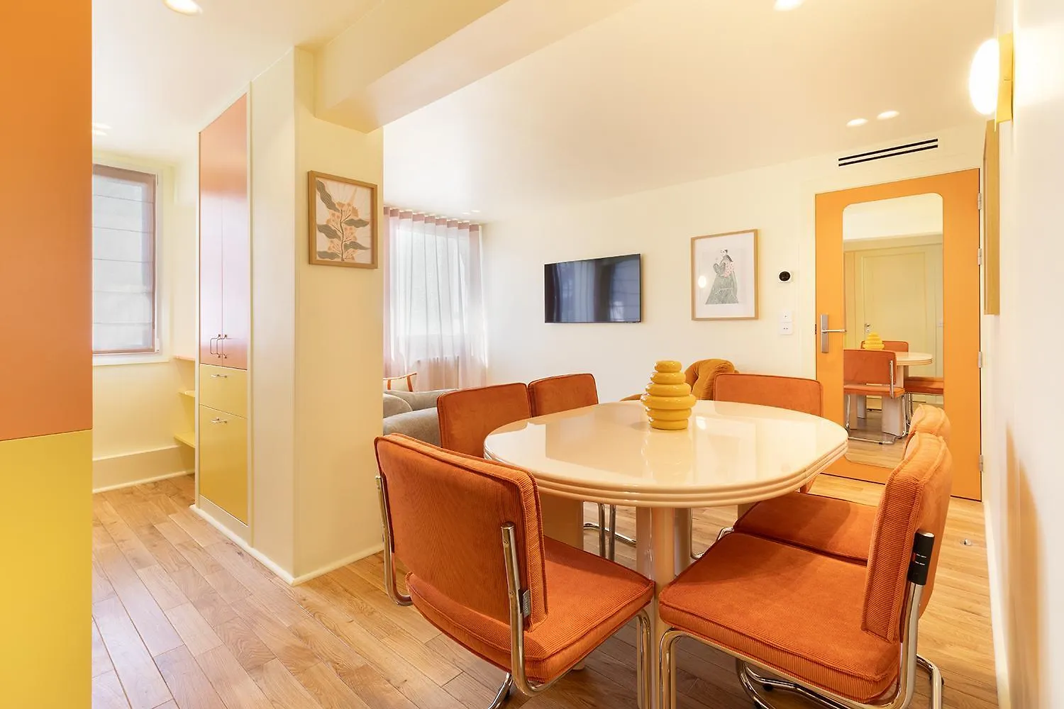 Paris Home Collection - Serviced Apartments Champs-Elysees - Rue De Ponthieu