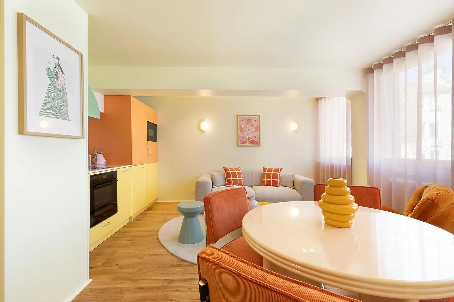 Paris Home Collection - Serviced Apartments Champs-Elysees - Rue De Ponthieu 0*,  France