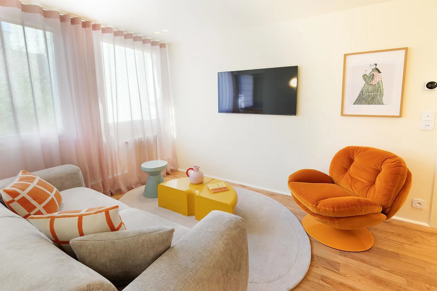 Paris Home Collection - Serviced Apartments Champs-Elysees - Rue De Ponthieu France