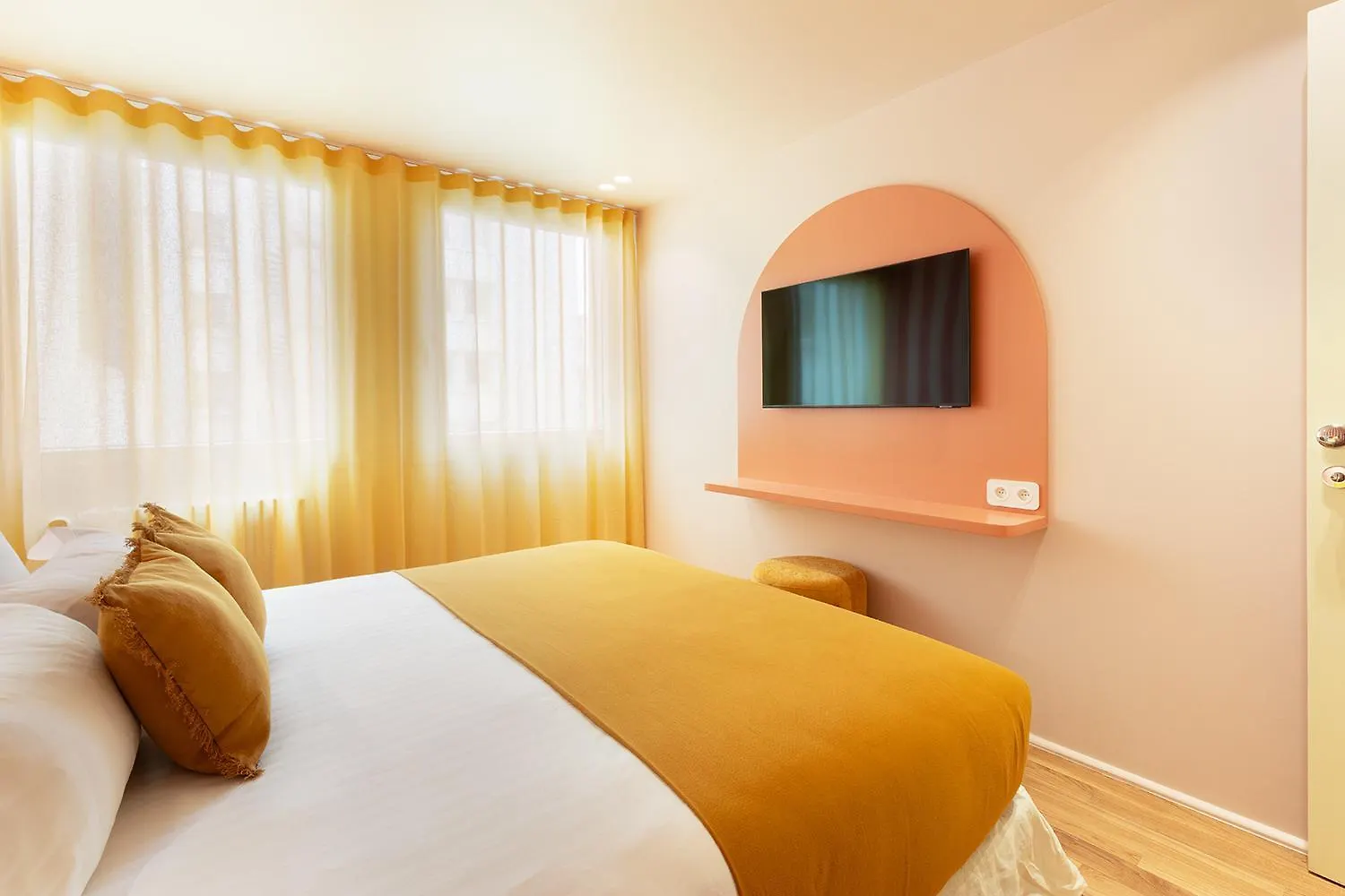Paris Home Collection - Serviced Apartments Champs-Elysees - Rue De Ponthieu 0*,  France