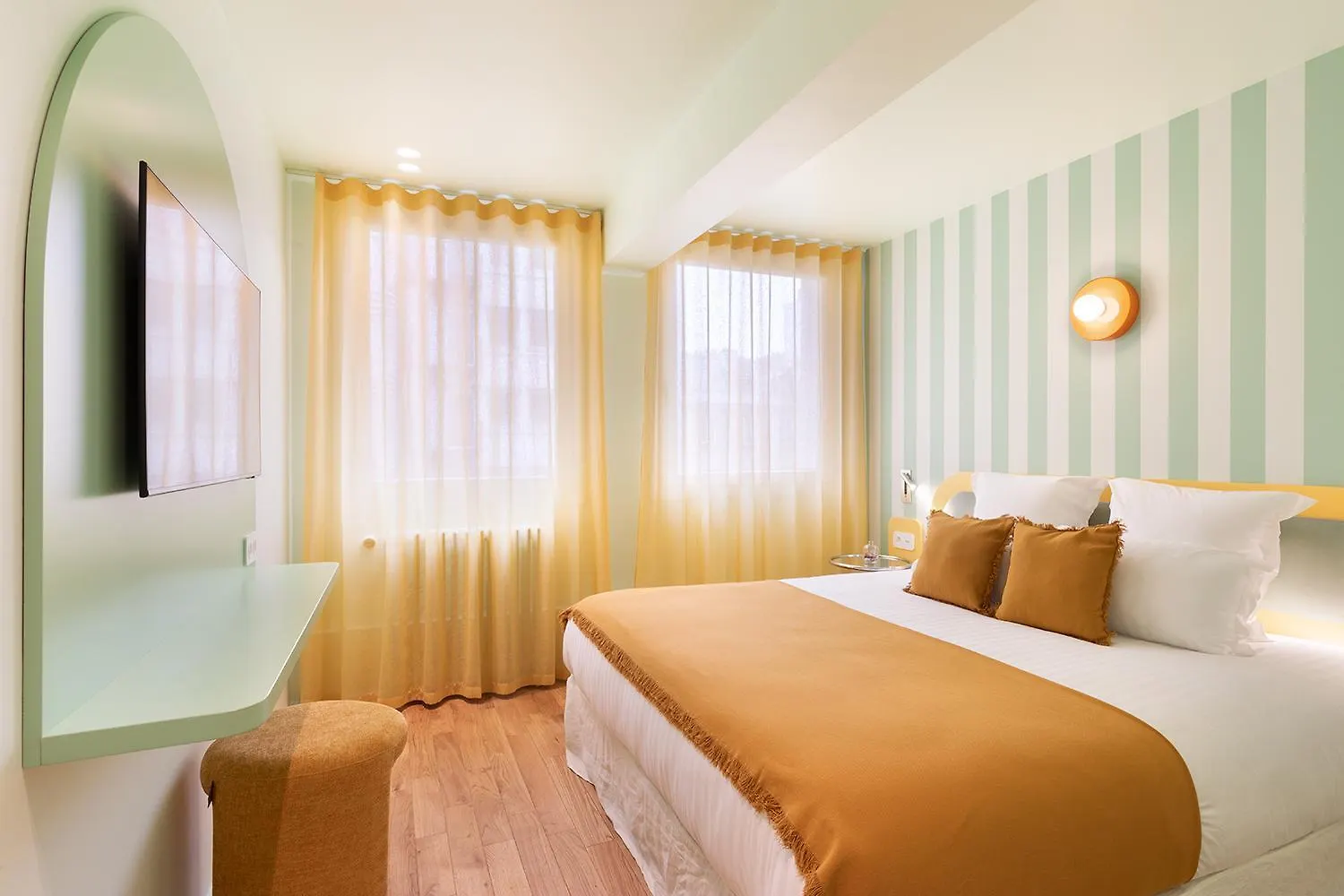 Paris Home Collection - Serviced Apartments Champs-Elysees - Rue De Ponthieu