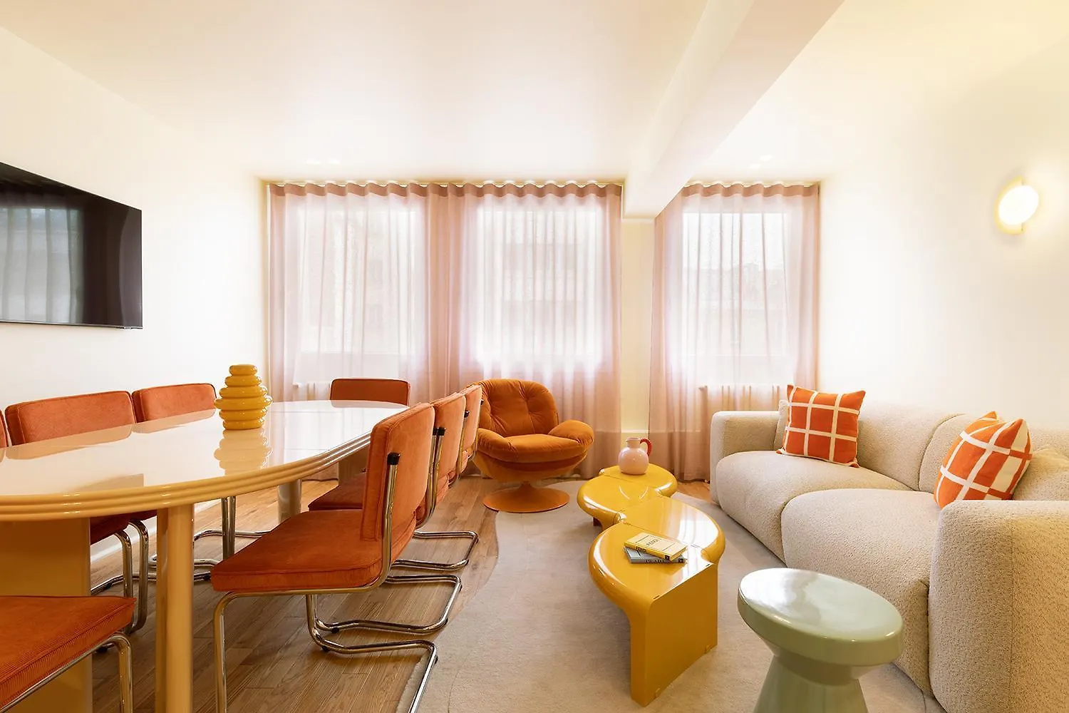 Paris Home Collection - Serviced Apartments Champs-Elysees - Rue De Ponthieu 0*,  France