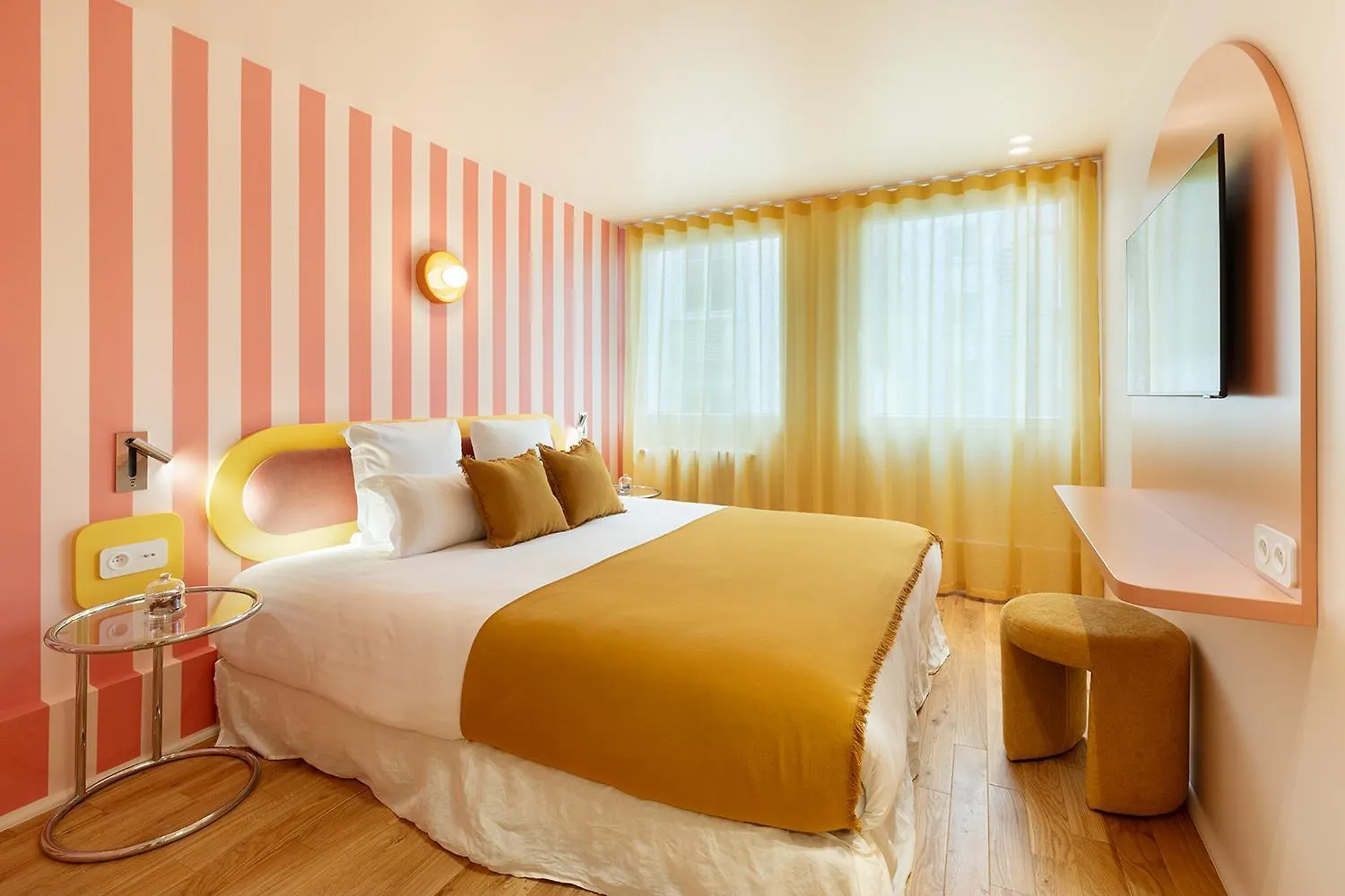 Paris Home Collection - Serviced Apartments Champs-Elysees - Rue De Ponthieu 0*,  France