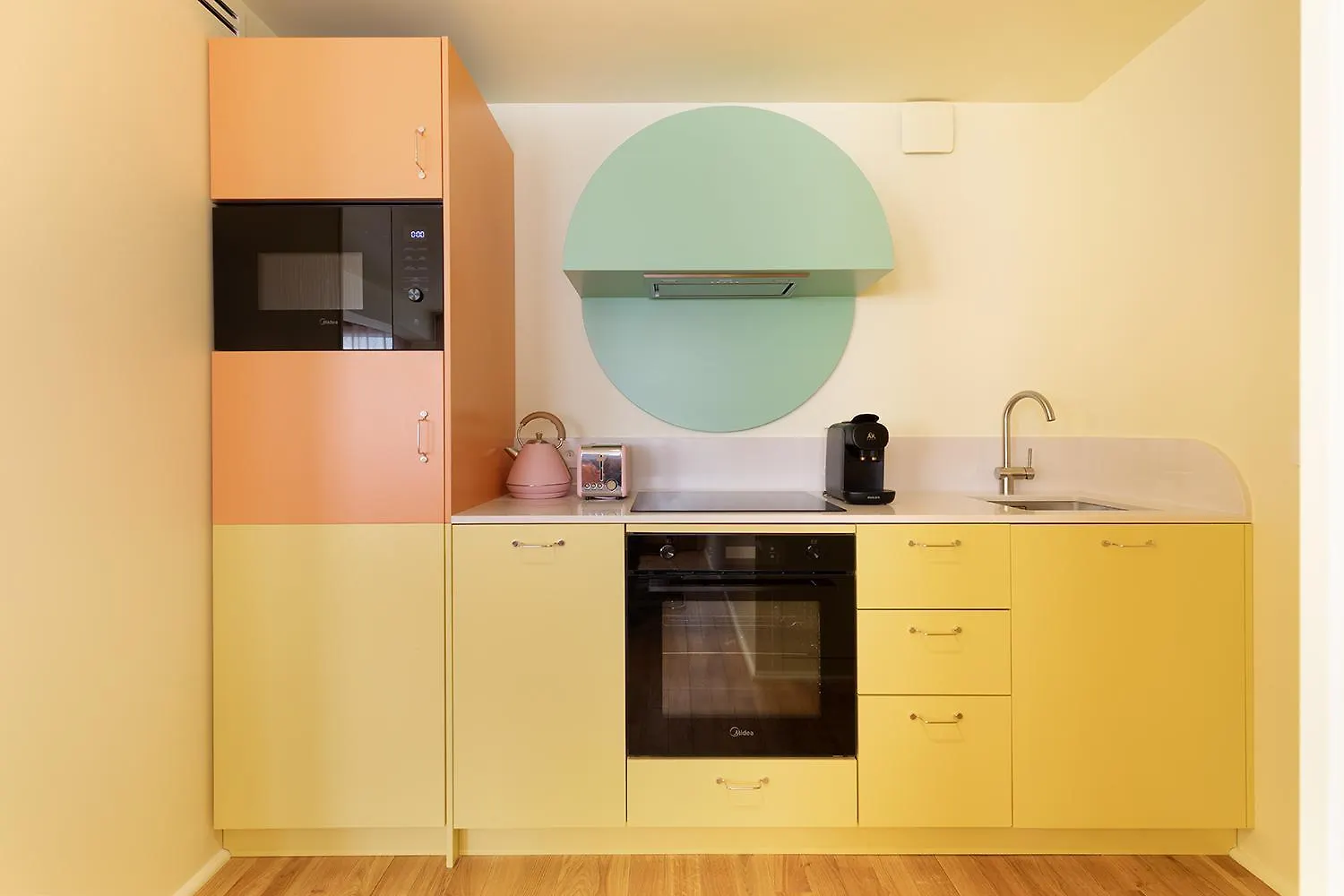 Paris Home Collection - Serviced Apartments Champs-Elysees - Rue De Ponthieu 0*,  France