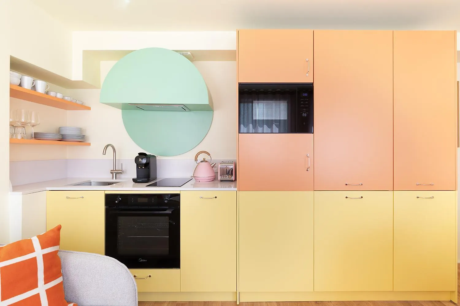 Paris Home Collection - Serviced Apartments Champs-Elysees - Rue De Ponthieu France