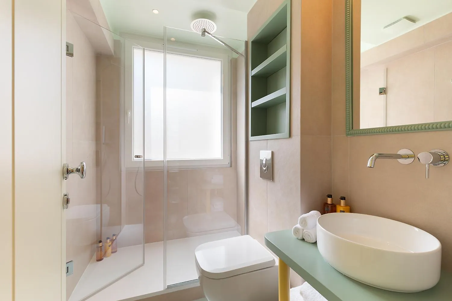 Paris Home Collection - Serviced Apartments Champs-Elysees - Rue De Ponthieu
